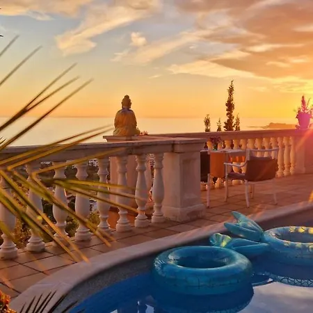 Ashram Sunshine * سيدجيس