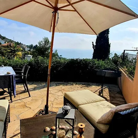 Ashram Sunshine Bed and breakfast *