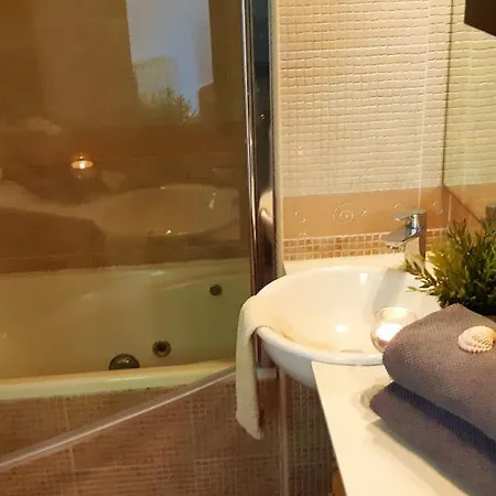 Ashram Sunshine سيدجيس