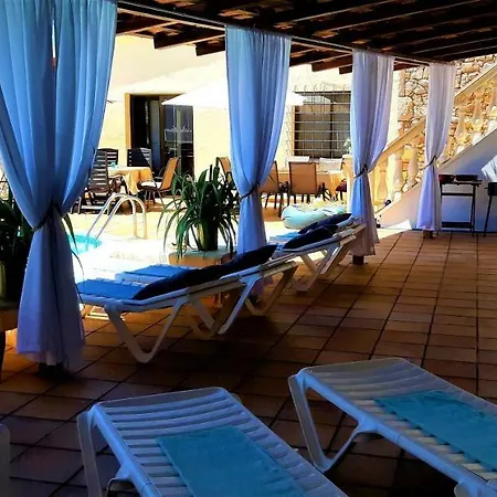 Ashram Sunshine Bed and breakfast *