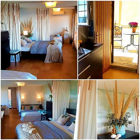 Ashram Sunshine Bed and breakfast