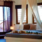 Bed & Breakfast Ashram Sunshine *